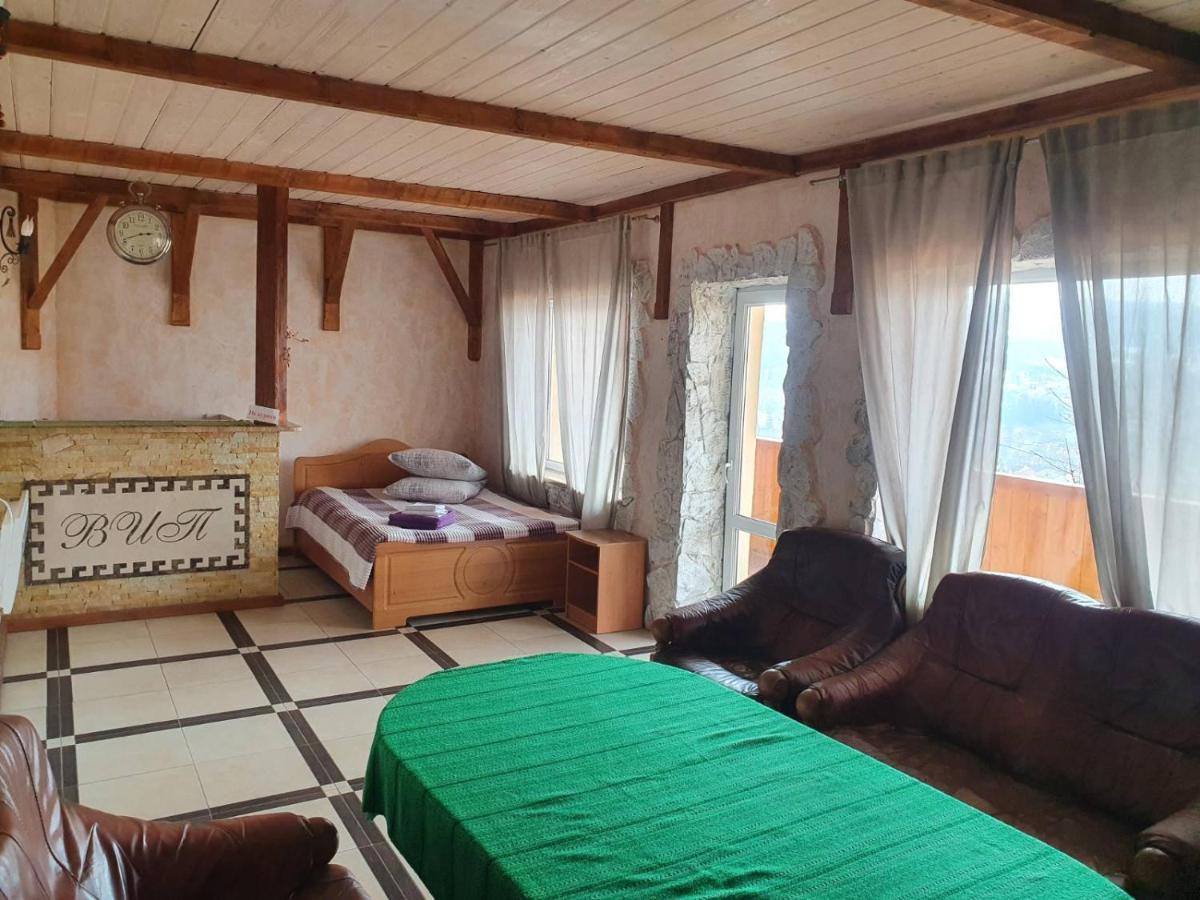 Villa Nagori Slavske Luaran gambar